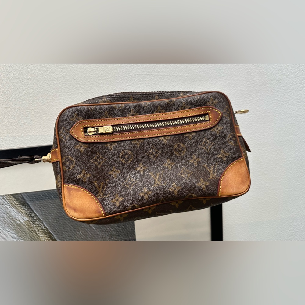 Louis Vuitton Brown Monogram Toiletry Pouch. For men and women